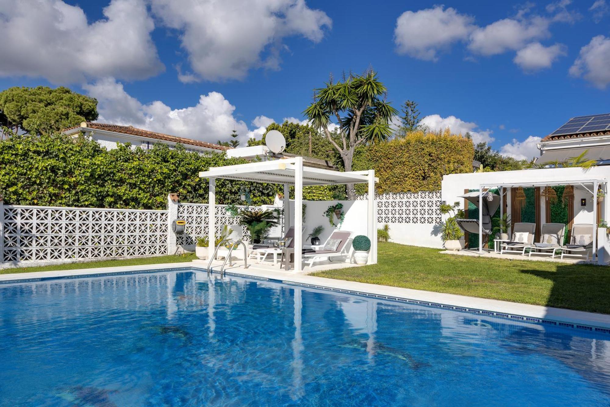 Villa Casacara Marbella Beachside Costabella -Spain Eksteriør bilde